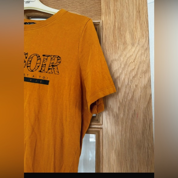 Ladies Mustard & Black Short Sleeve Slogan ‘Bonsoir’ T-Shirt - Picture 2 of 4